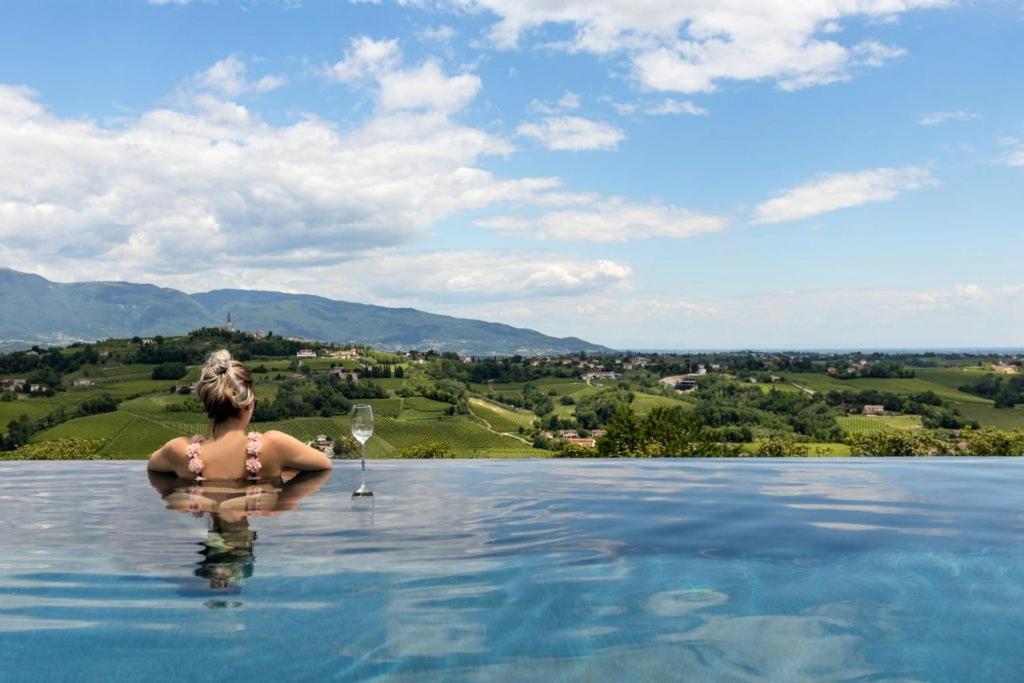 Villa Del Poggio Prosecco Bike Hotel Сан-Пьетро-ди-Фелетто Экстерьер фото